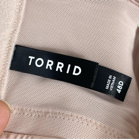 Torrid Dream Wire-Free Push-Up Bra in rose dust size 48D NEW NWT molded cups - Picture 8 of 9